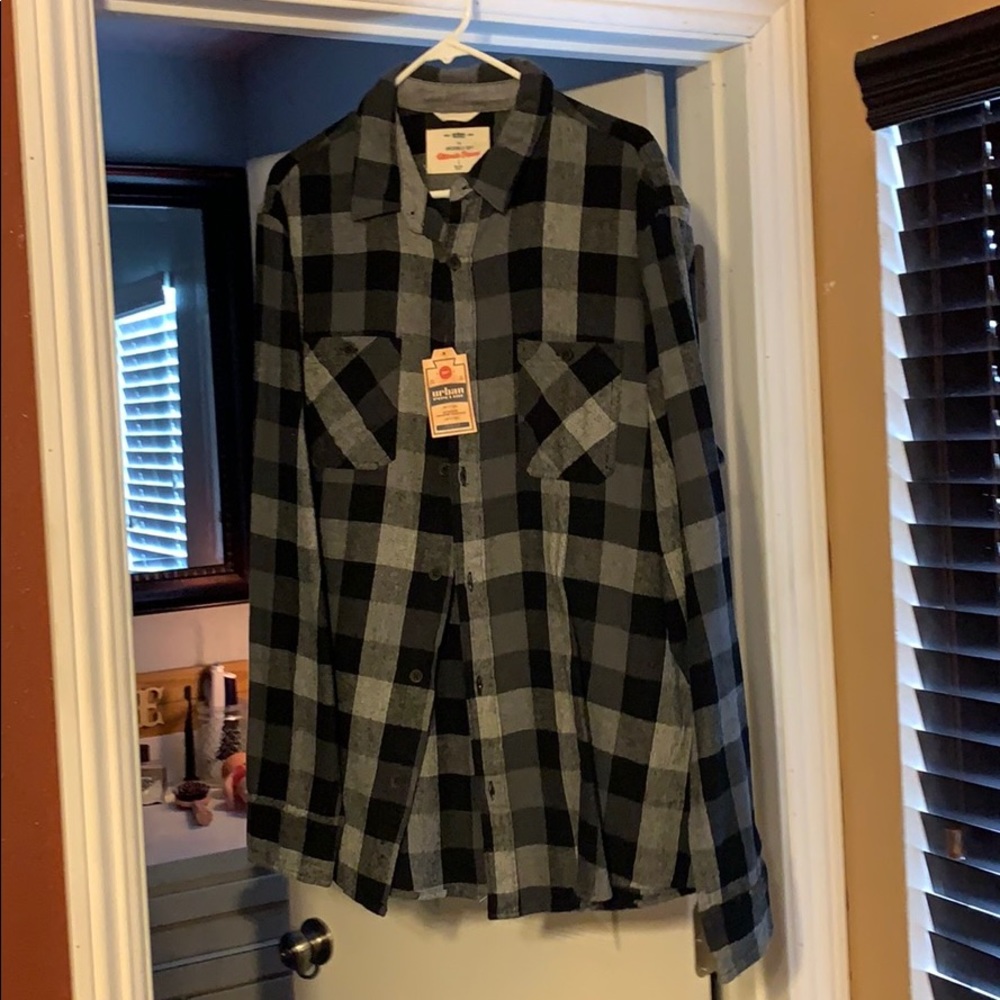 Brand New Men’s Flannel